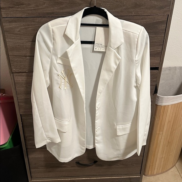 White Blazer with Embroidered Logo - Picture 2 of 5